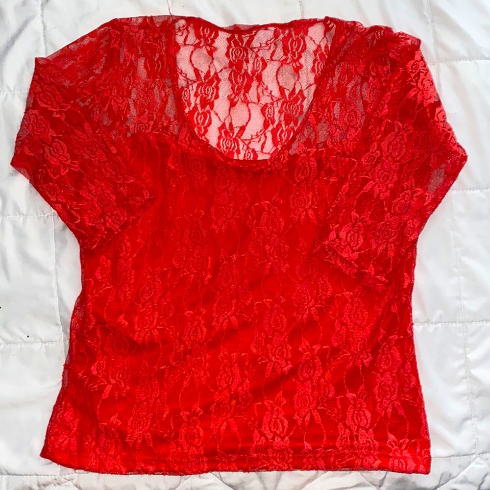 Size small shirt perfect for Sumer